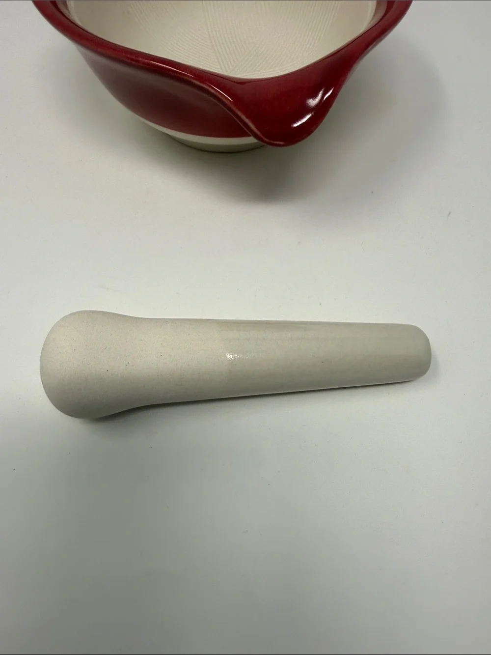 MasterChef Ceramic Mortar & Pestle Set in Red and Cream